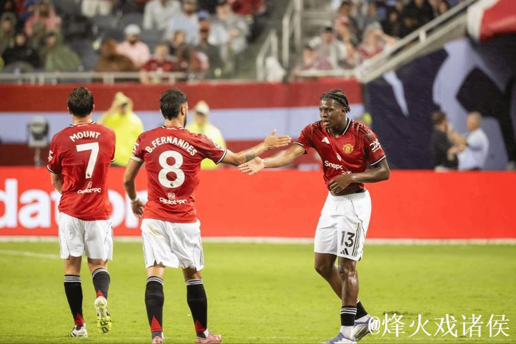 曼联与伯恩茅斯本场合计完成39次射门，创本季英超单场最高纪录